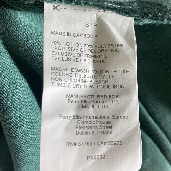 Perry Ellis America Men Shorts - Picture 8 of 8